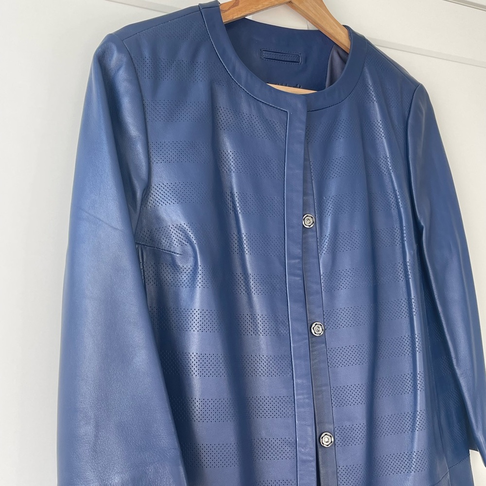Jacket - Picture 3 of 3